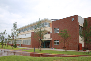 三条市立大崎学園